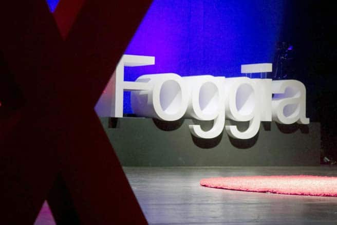 lettere in polistirolo per TEDx Foggia